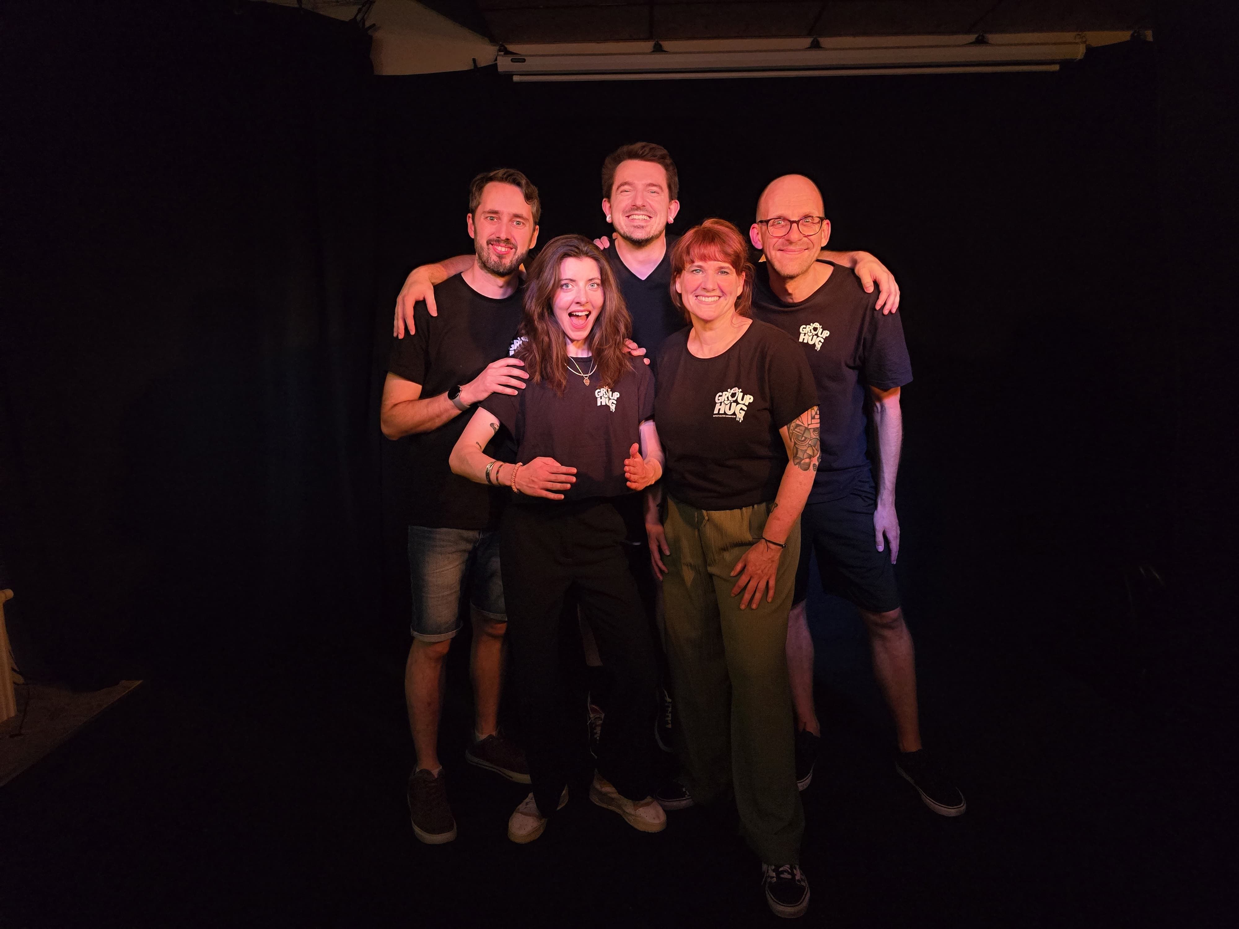 Group Hug Impression 4