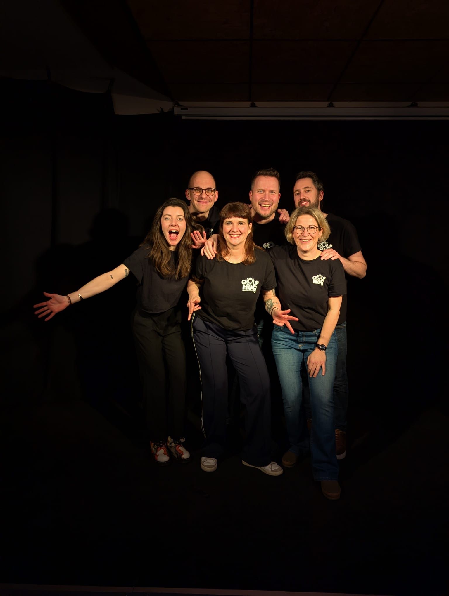 Group Hug Impression 5