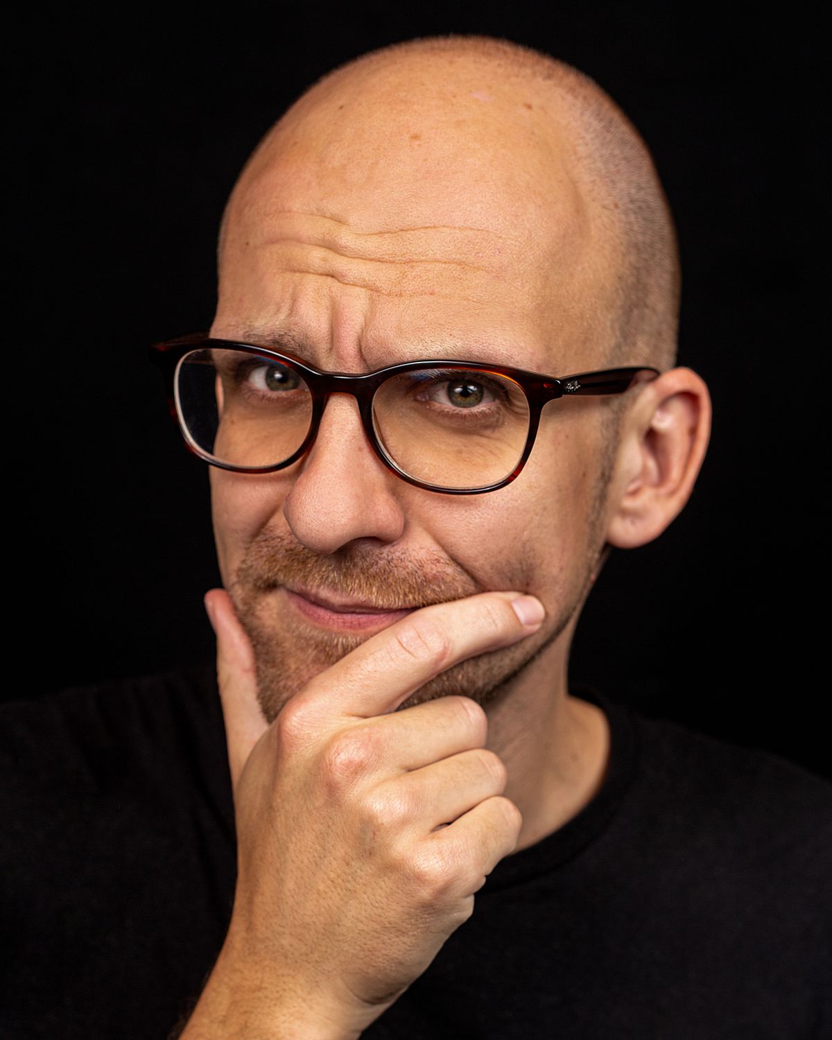 Sven S. Hover