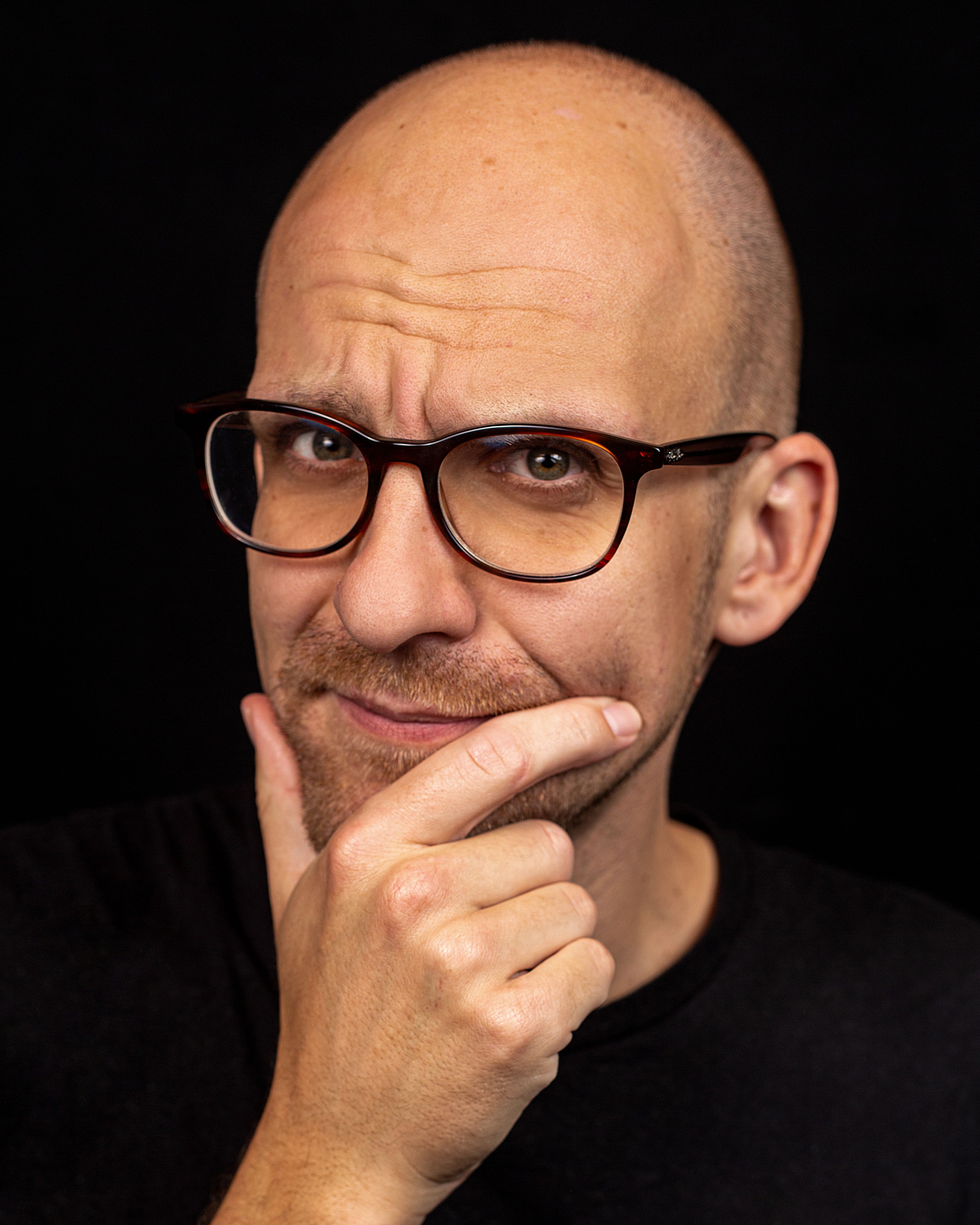 Sven S. Hover